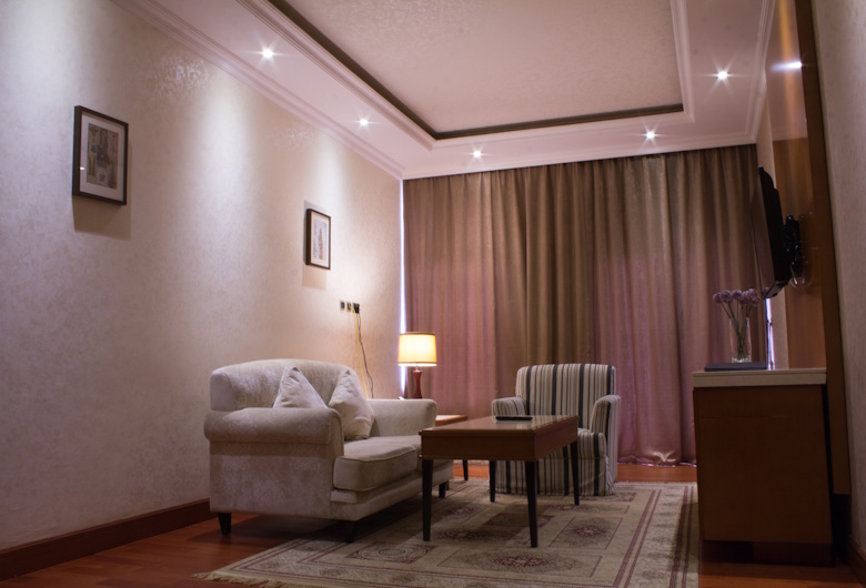 Smart-Lighting-Design-Kombinasi-Teknologi-dan-Estetika-dalam-Pencahayaan-Interior