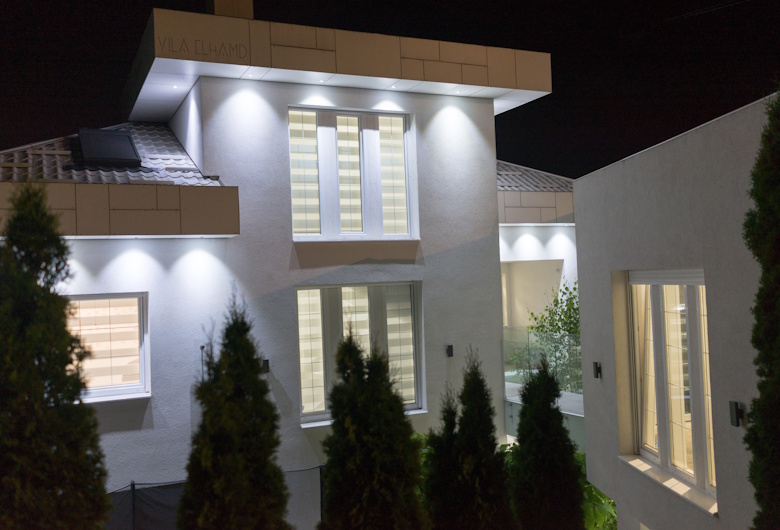 Peran-Lighting-Desain-Fasad-dalam-Meningkatkan-Keamanan-dan-Keindahan-Bangunan-Cipta-Kirana-