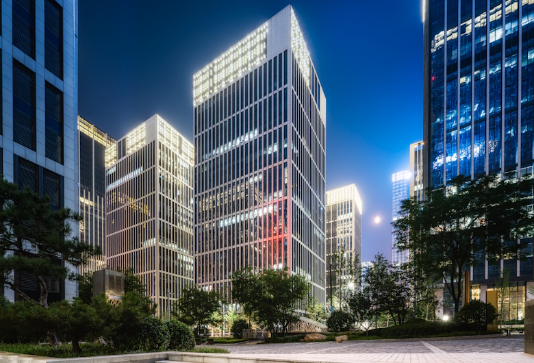 Tips-Memilih-Lighting-Desain-Fasad-Kantor-yang-Efektif-dan-Hemat-Energi-Cipta-Kirana-