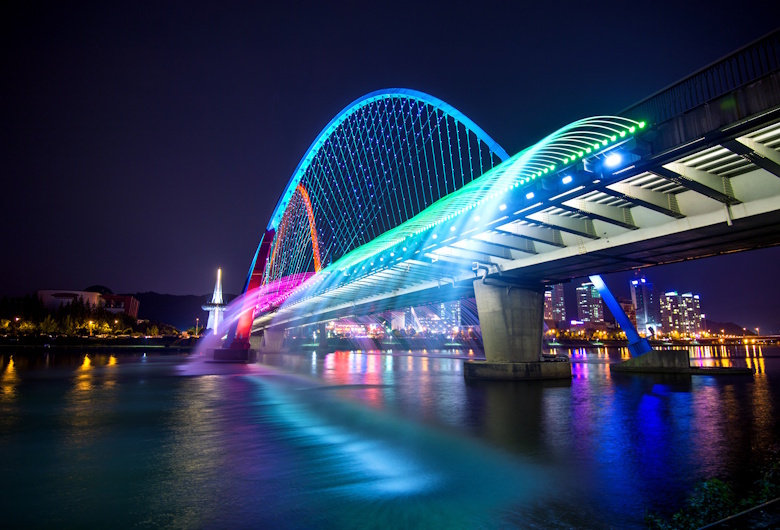 Proyek-Lighting-Design-Jembatan-Terbaik-oleh-Konsultan-Profesional-Cipta-Kirana