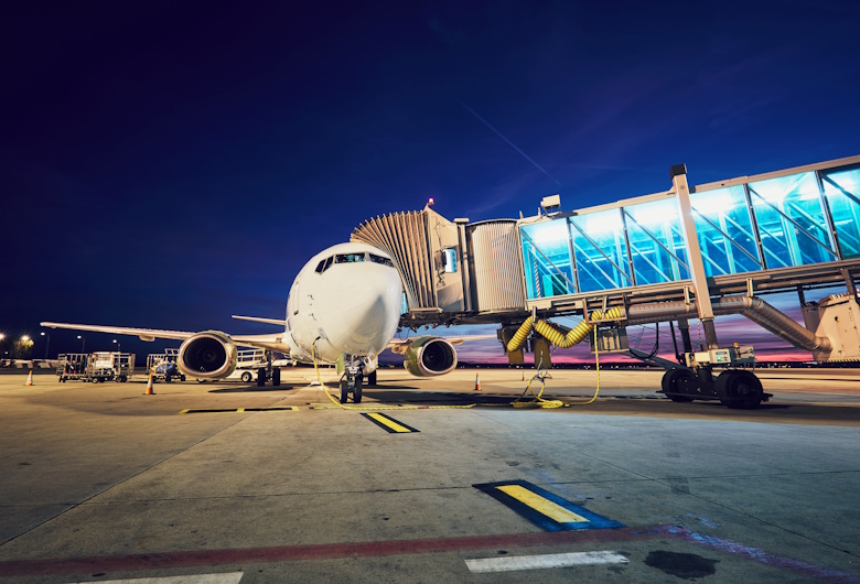 Manfaat-Lighting-Design-Bandara-untuk-Area-Terminal-dan-Landasan-Cipta-Kirana