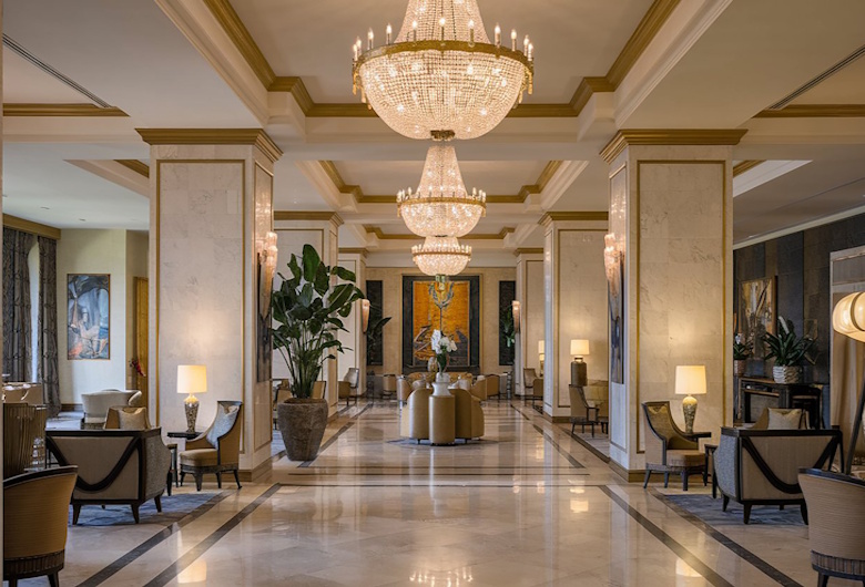 Ciptakan-Nuansa-Mewah-di-Hotel-dengan-Konsultan-Lighting-Design-Hotel-yang-Tepat-Cipta-Kirana